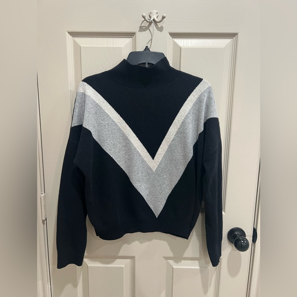 Cute old navy sweater!